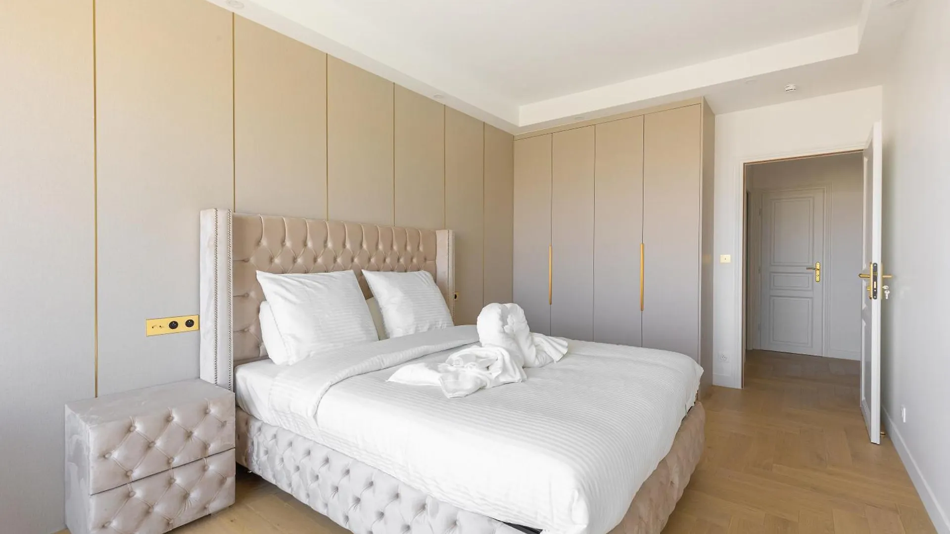 101 Penthouse Royal A Paris Avec Vue Imprenable Sur La Tour Eiffel Διαμέρισμα Γαλλία