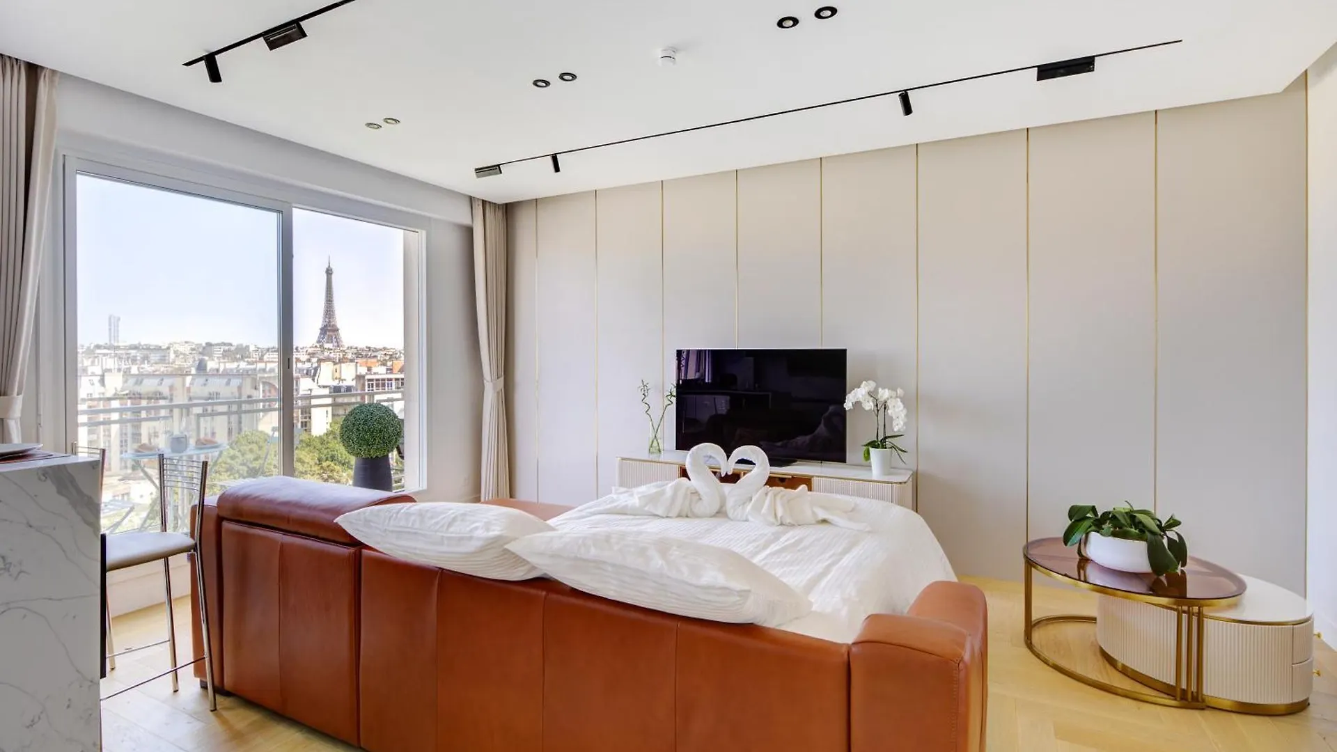 101 Penthouse Royal A Paris Avec Vue Imprenable Sur La Tour Eiffel Apartment