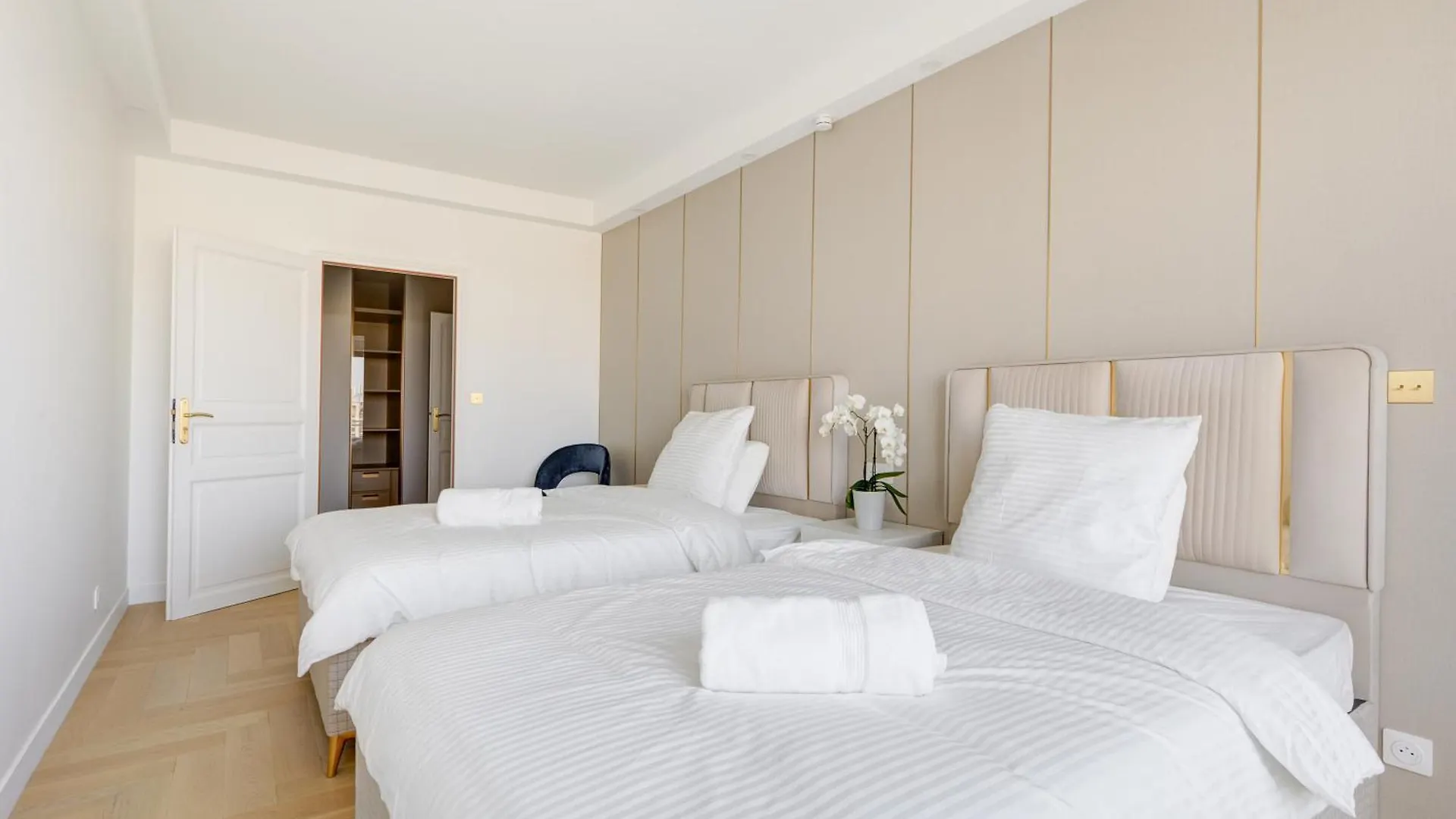 101 Penthouse Royal A Paris Avec Vue Imprenable Sur La Tour Eiffel Apartment