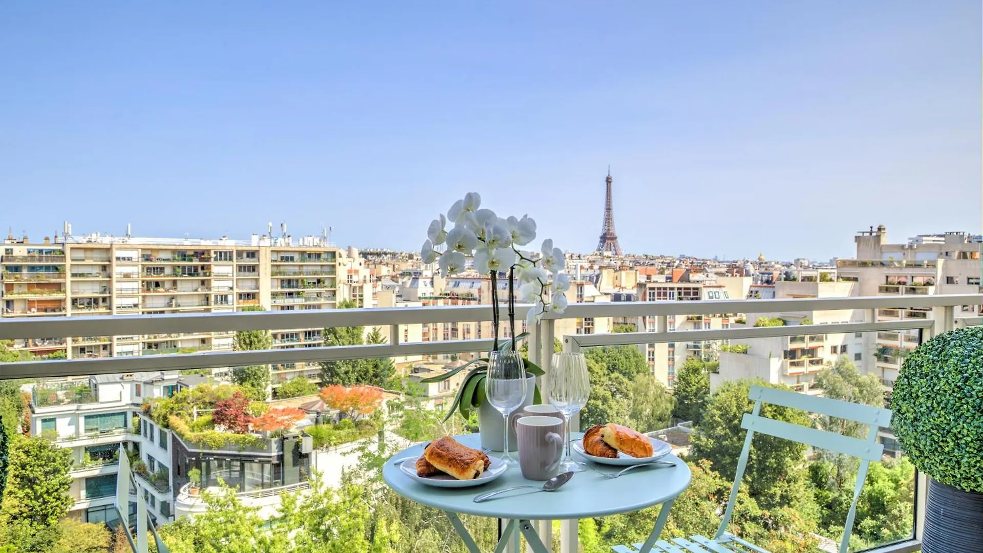 101 Penthouse Royal A Paris Avec Vue Imprenable Sur La Tour Eiffel Apartment France
